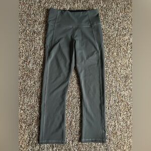 Under Armour Women’s Heat Gear Compression Grey Athletic Leggings Size Small New